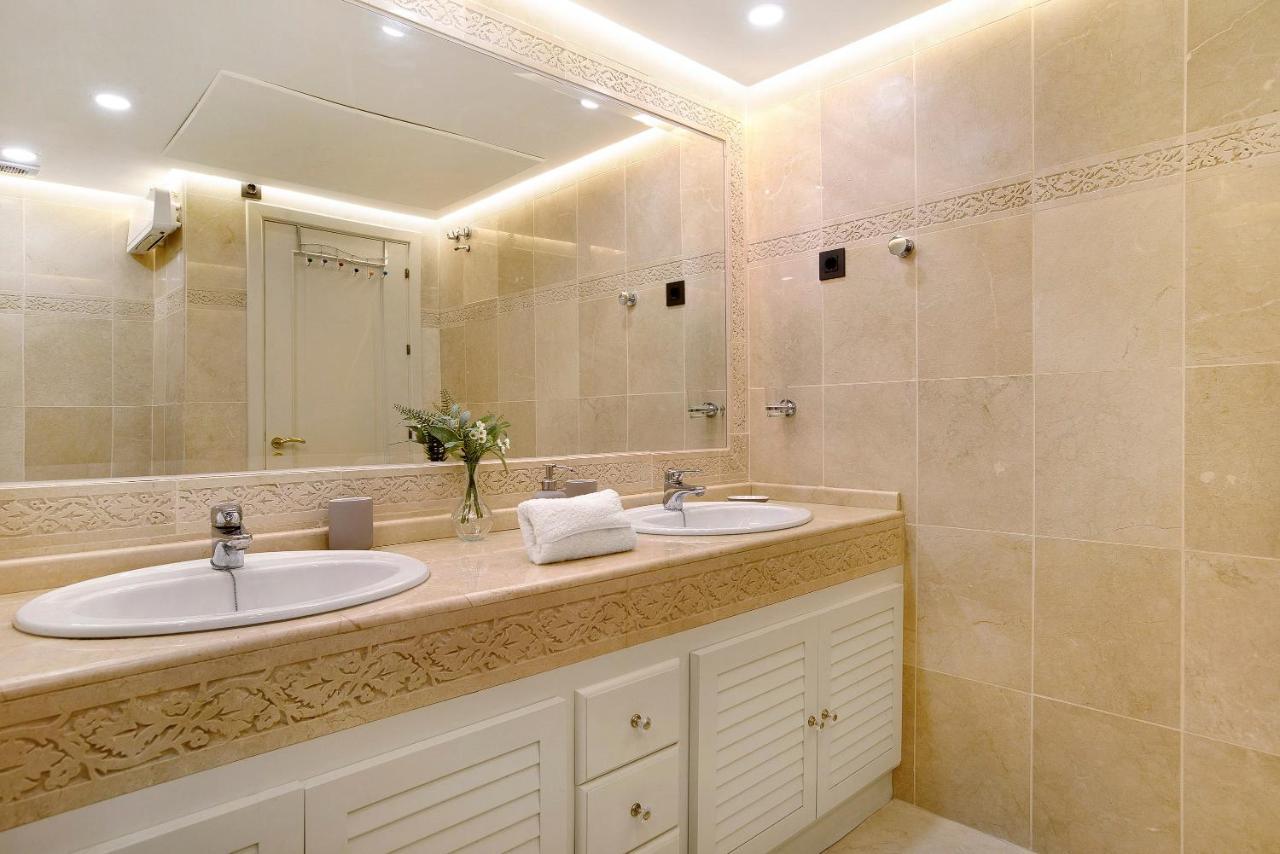 Apartamento Luxury In Puerto Marina Benalmádena Exterior foto